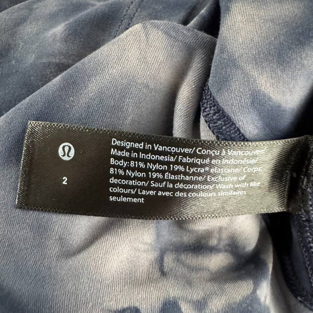 Lululemon Align Tee Top Size 2 Diamond Dye Lunar Rock True Navy TP-3488 - Picture 6 of 7